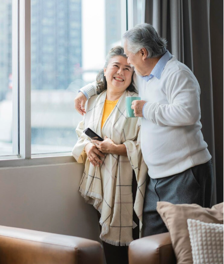 Use These Tips To Choose the Right Medical Alert System for Seniors